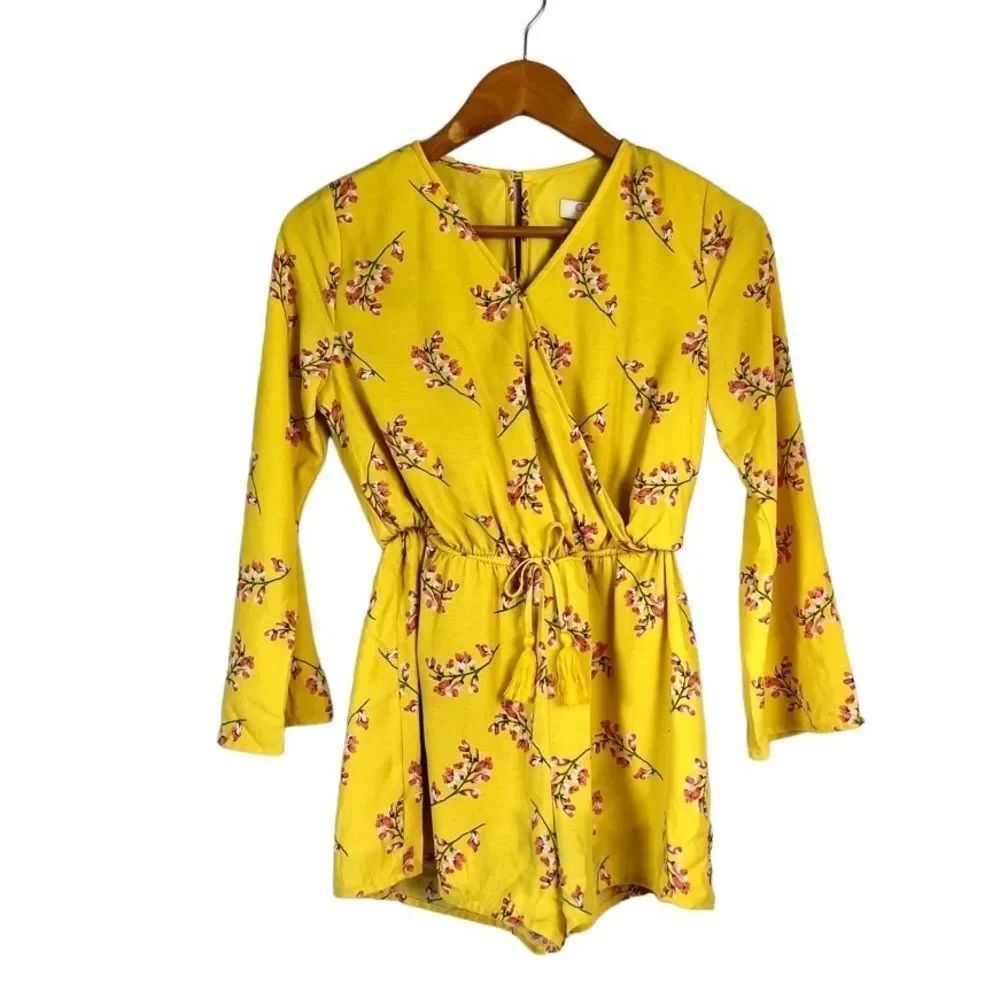 Gianni Bini Yellow Floral V-neck Tie Waist Romper With Bell Sleeves